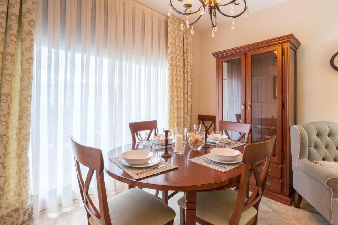 Keywise Perfect Location Next To Maria Zambrano Station, Central , Beach ,Pool And Free Parking Málaga Esterno foto